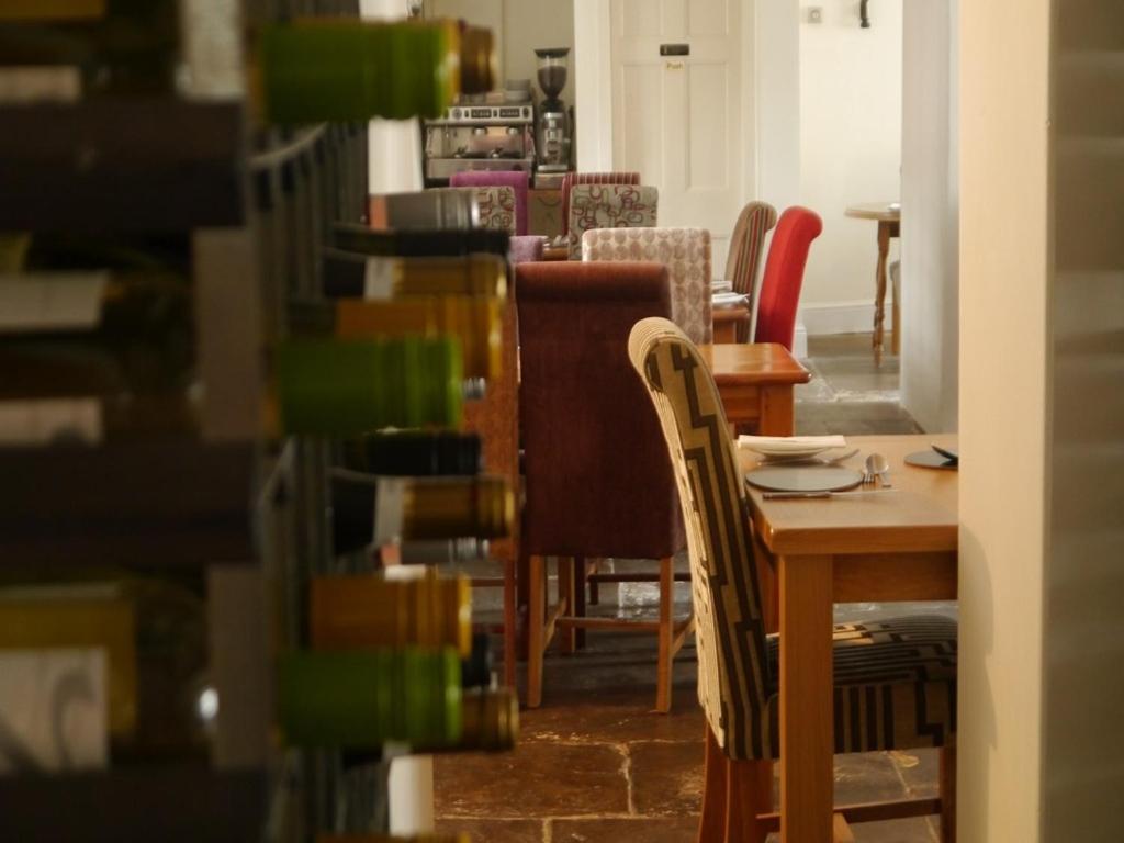 3 Millstones Inn West Bradford 外观 照片