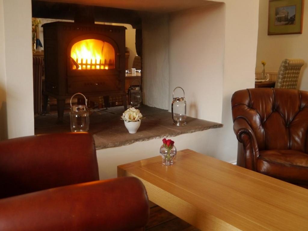 3 Millstones Inn West Bradford 外观 照片