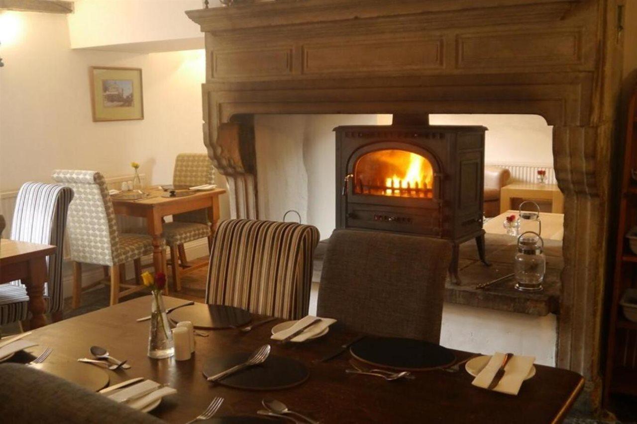 3 Millstones Inn West Bradford 外观 照片